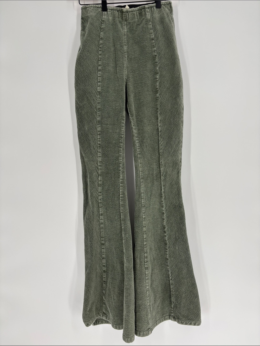 OLI & HALI corduroy high rise flare pants medium green
